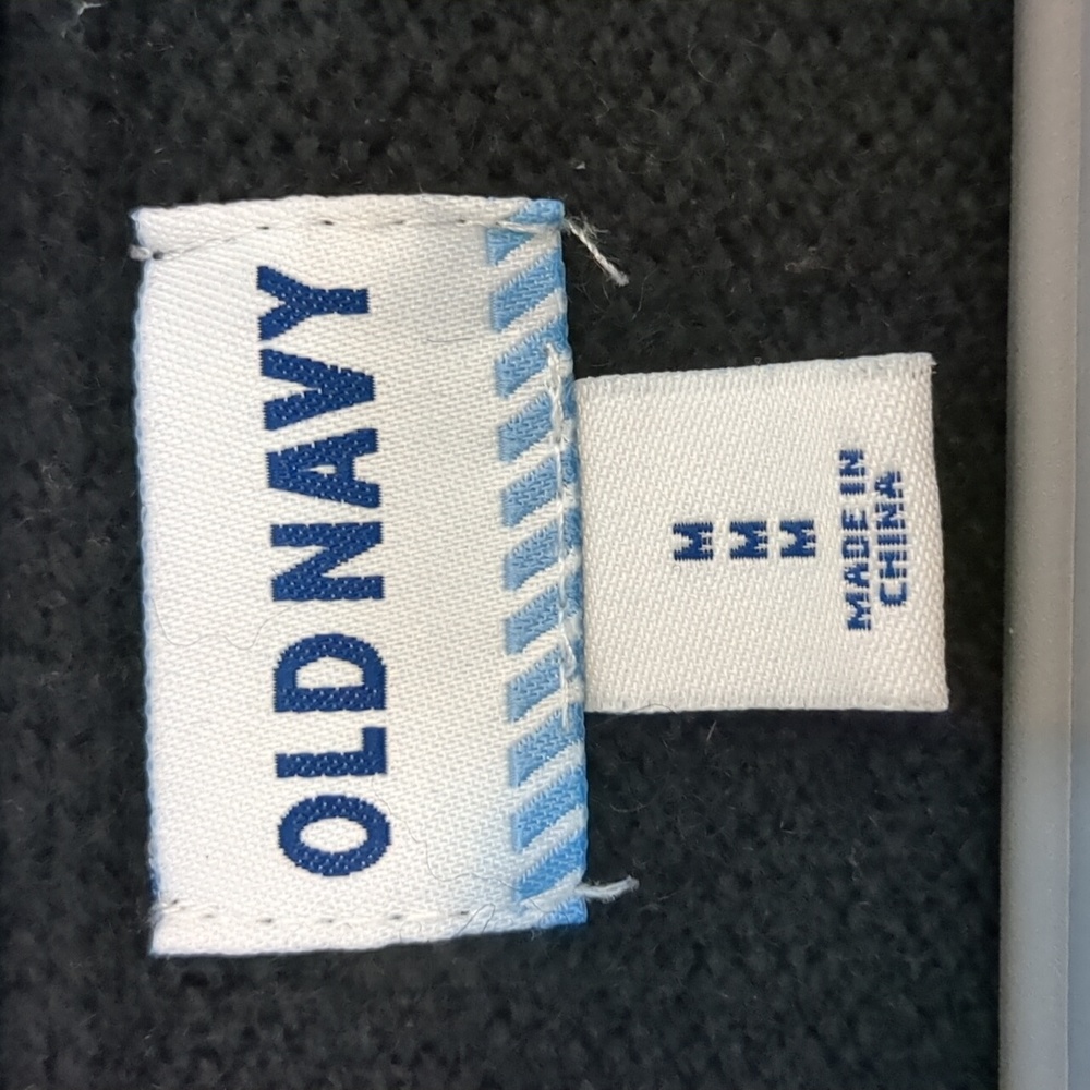 Set of 2 Sweaters (Medium): Abercrombie & Fitch, Old Navy - Picture 6 of 6